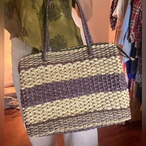 Weave rectangle tote